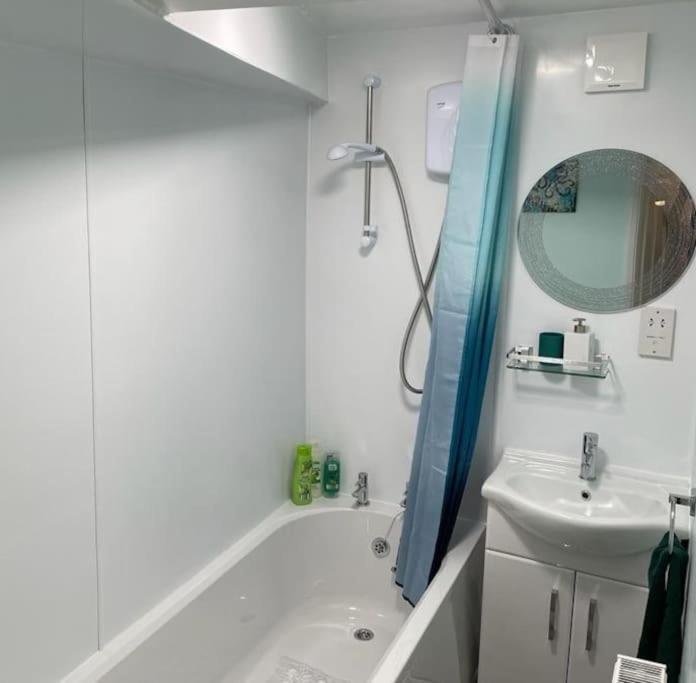 Turtle Dove Apartment オックスフォード エクステリア 写真